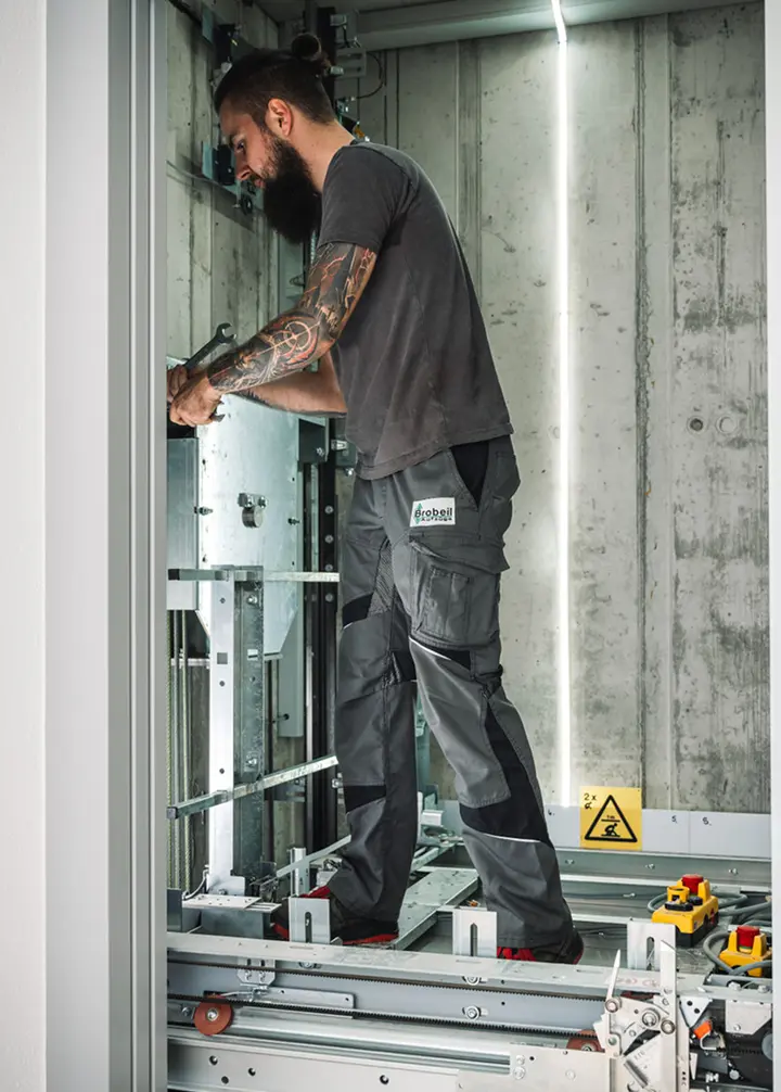 Installation Aufzug